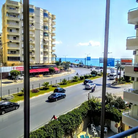 Tosmur Beach Apartamento Alanya